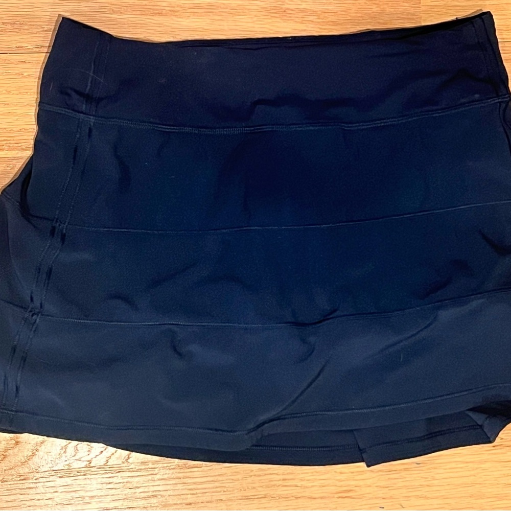 Lululemon navy pace rival tennis skort size 6